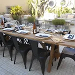 Bed & Breakfast Garden Boutique *