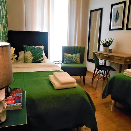 Bed & Breakfast Garden Boutique