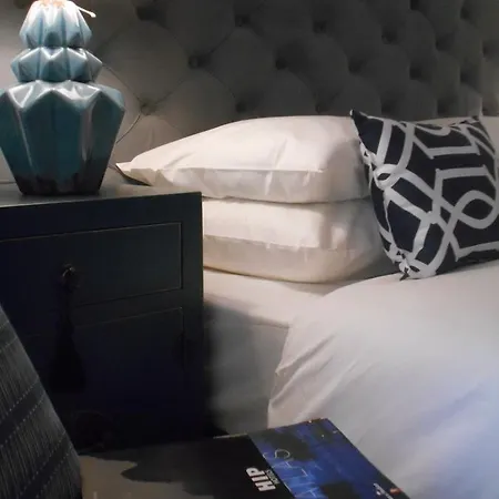 Bed & Breakfast Garden Boutique