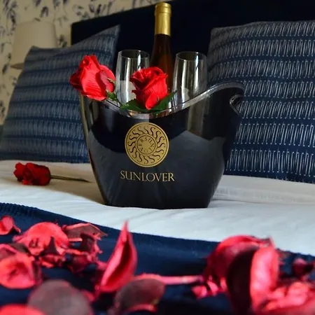 Bed & Breakfast Garden Boutique