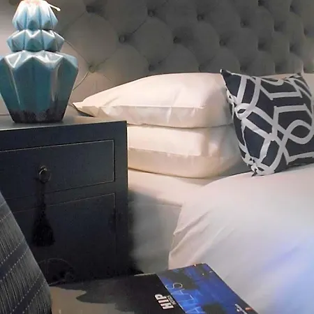 Bed & Breakfast Garden Boutique *