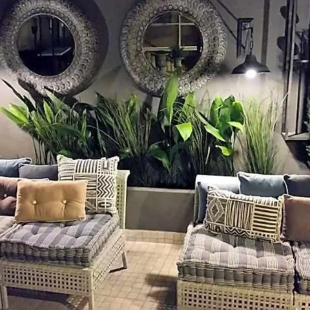 Bed & Breakfast Garden Boutique